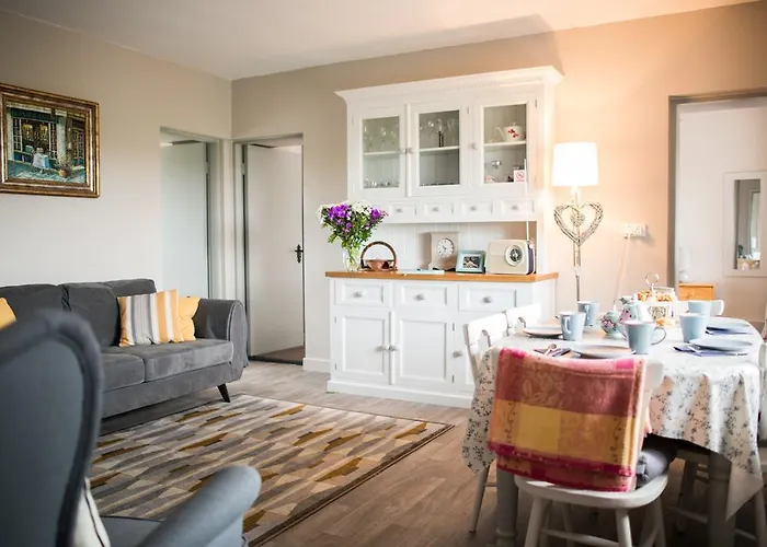 Holiday home Rose Meadow *